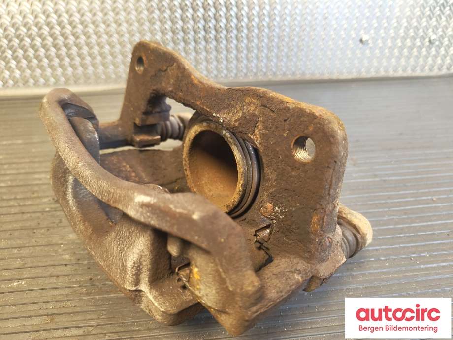 Bremsecaliper venstre foran til Toyota Auris 2013-2015 (Type II, Fase 1)  (TOYOTA|4775002250|)