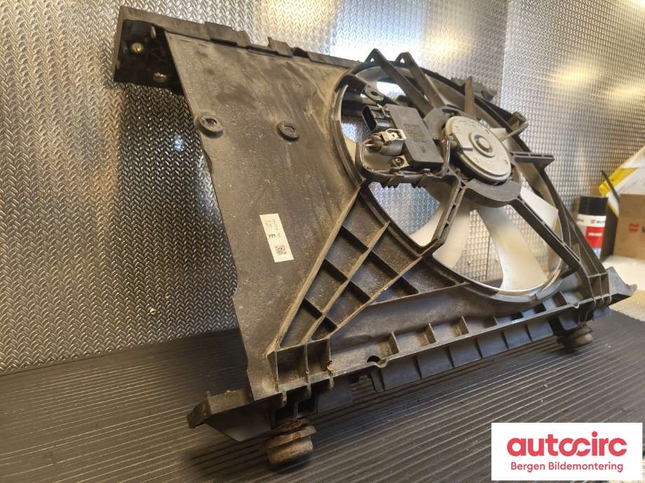 Kjølevifte til Toyota Auris 2013-2015 (Type II, Fase 1) (TOYOTA|167110N041|163610N040|163630N020)