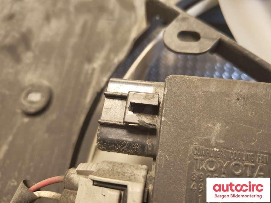 Kjølevifte til Toyota Auris 2013-2015 (Type II, Fase 1) (TOYOTA|167110N041|163610N040|163630N020)