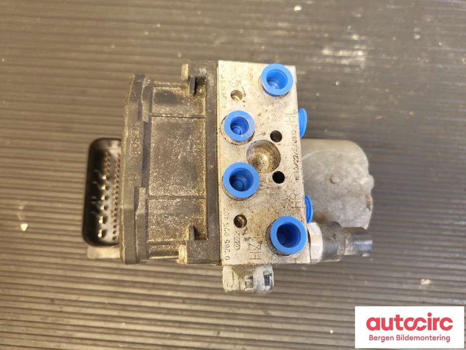 ABS sentral til Audi A8 2003-2010 (Type II) (AUDI|4E0 614 517 CQ|4E0 614 102 AX|)