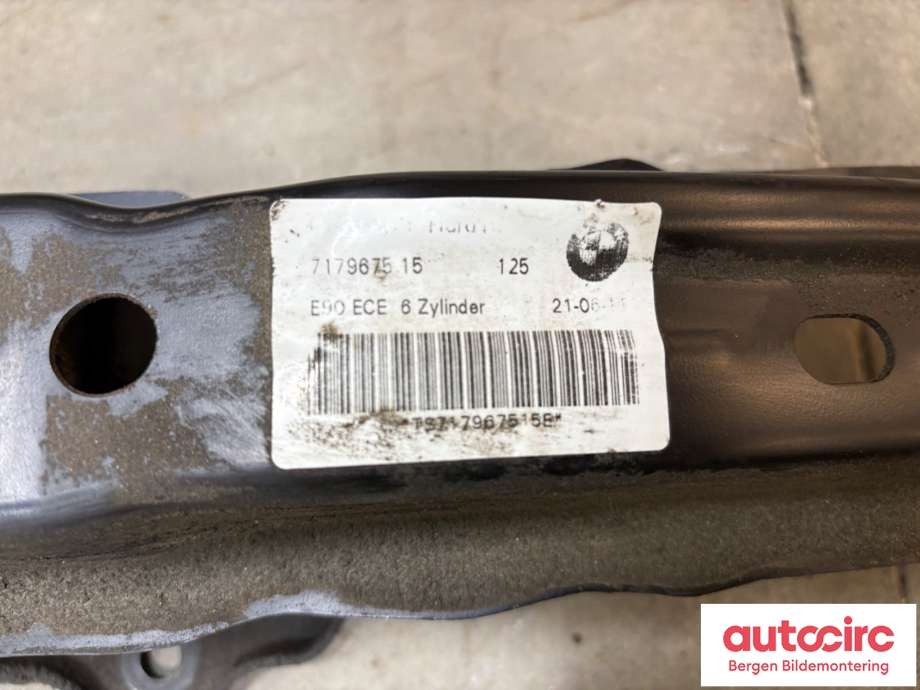 Støtfangerforsterkning bak til BMW 3-Serie 2005-2011 (E90/E91/E92/E93) (E90/E91/E92/E93) (BMW|51 12 7 058 467|)