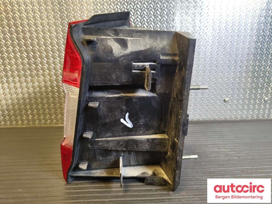 Baklykt venstre til Ford Galaxy 2010-2015 (Type III, Fase 2)  (FORD|1746086|AM21-13405-EG|)