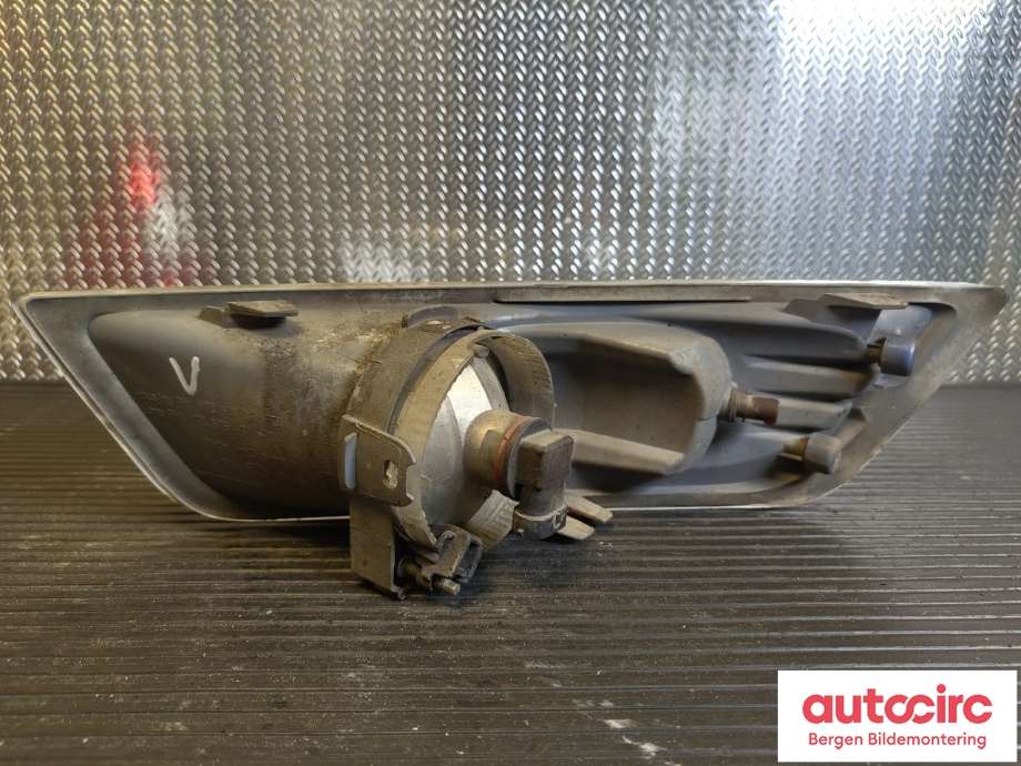 Tåkelykt høyre foran til Ford Galaxy 2010-2015 (Type III, Fase 2) (FORD|1694704|AM21-15K201-BD|)