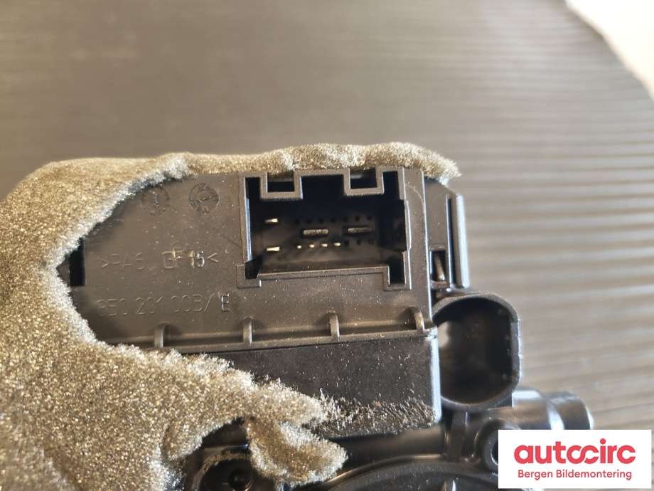 Ruteheis venstre til VW Transporter / Caravelle 2015-2019 (T6) (T6) (VOLKSWAGEN|7E0 959 801 N||7E0 959 801 H)