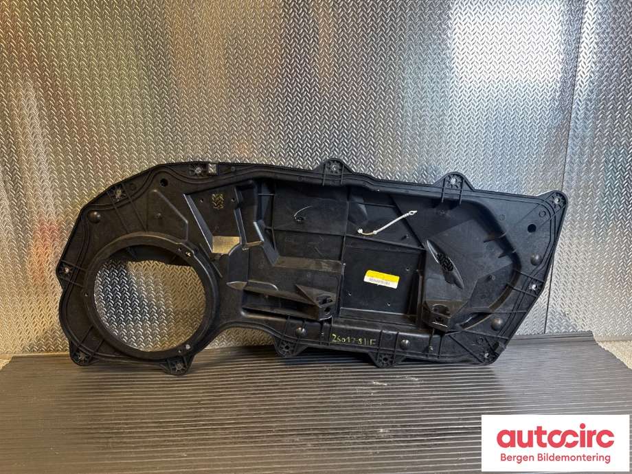 Ruteheis til Land Rover Range Rover, Evoque, 2011-2019 (Type I)  (LAND-ROVER|BJ3221122AE)