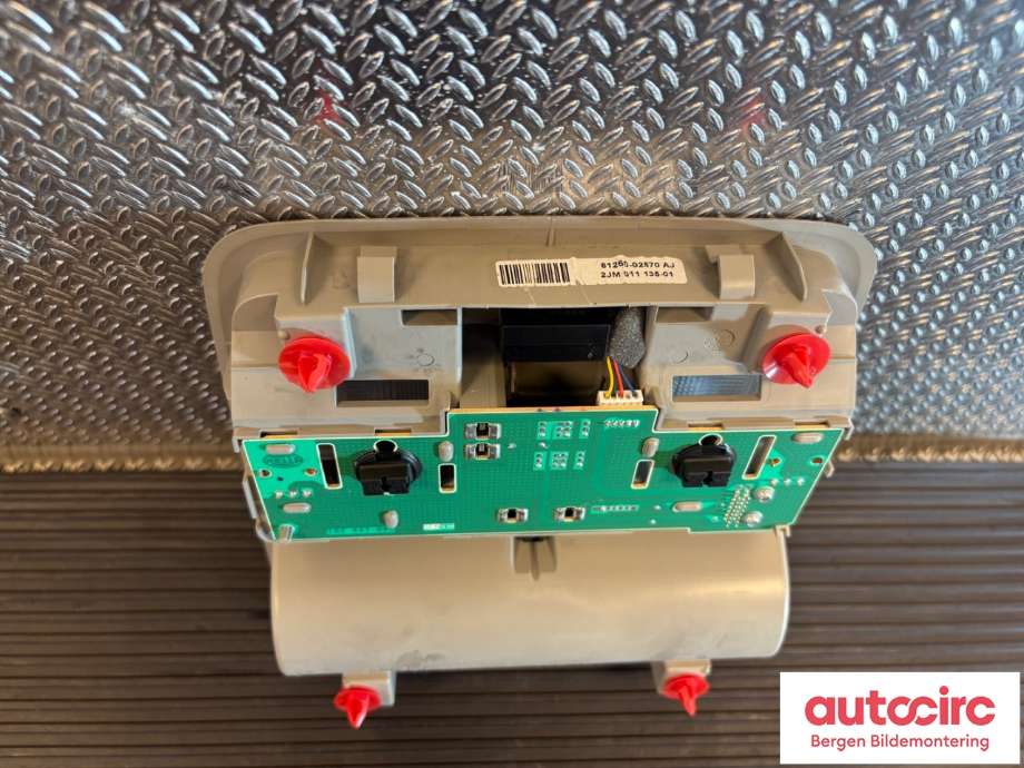 Tak konsoll til Toyota Auris 2015-2019 (Type II, Fase 2)  (TOYOTA|8126002570B0|)