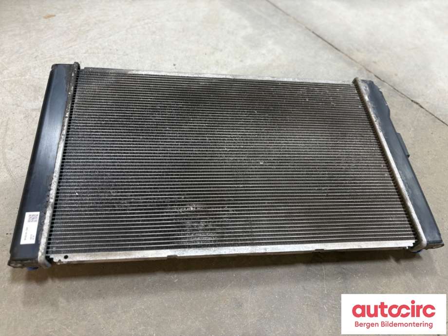 Radiator (automat gir) til Toyota Auris 2015-2019 (Type II, Fase 2)  (TOYOTA|164000T240|)