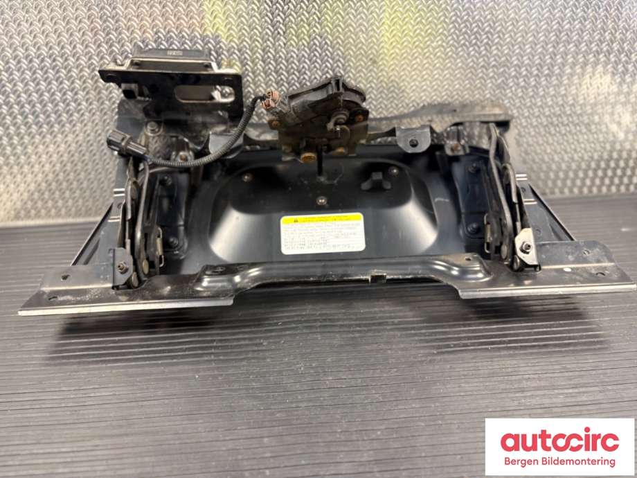 Batterilader inntak/luke til Nissan Leaf 2018-->> (Type II)  (NISSAN|657015SH3A|)
