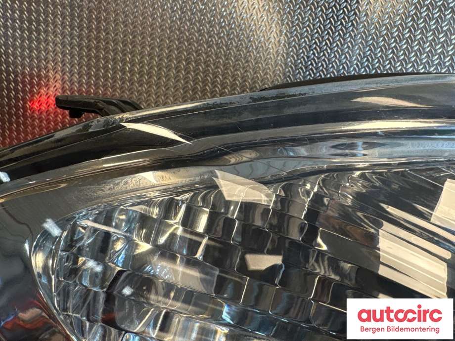 Frontlykt høyre halogen til Opel Mokka 2012-2016 (Type I, Fase 1)  (OPEL|95095497|)