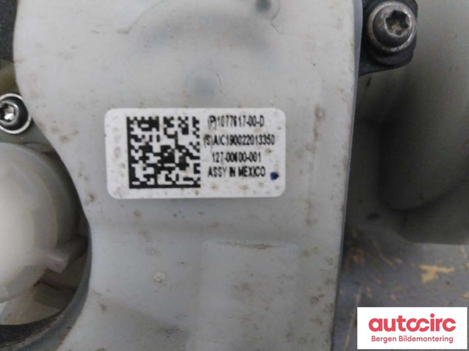 Ekspansjonstank til Tesla Model 3 2018-2023 (Fase 1) (TESLA|1097015-00-K|)