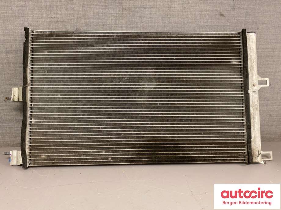 Aircondition radiator til Tesla Model 3 2018-2023 (Fase 1)  (TESLA|1077083-00-B|)
