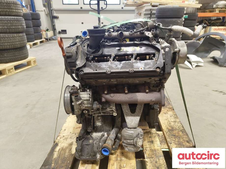 Motor diesel til Audi A8 2003-2010 (Type II)  (AUDI|059 100 033 E|059 100 098 GX|)