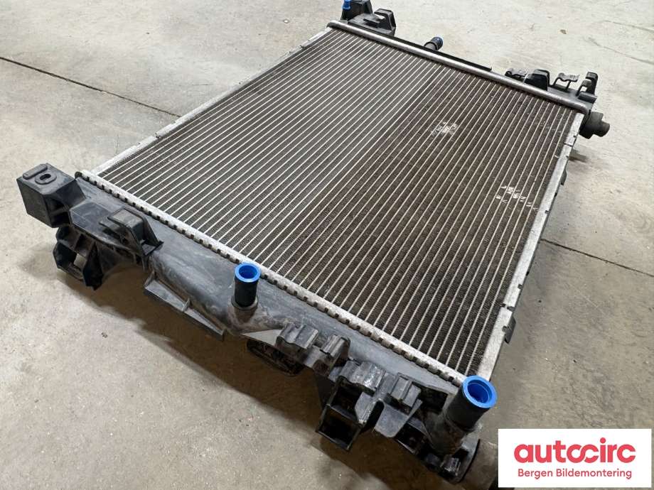Radiator (automat gir) til Renault Zoe 2013-2019 (Fase 1)  (RENAULT|214104950R|)