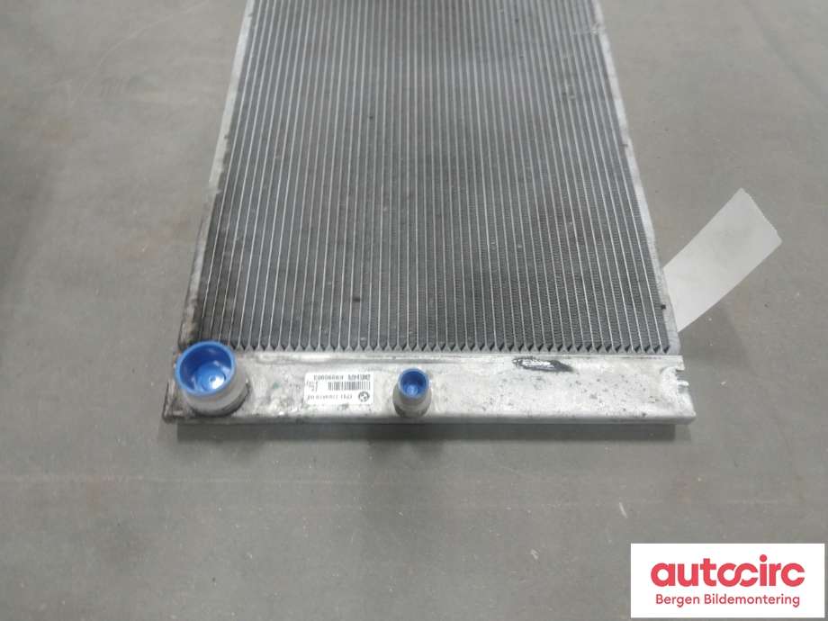 Radiator (automat gir) til BMW 5-Serie 2003-2010 (E60/E61) (E60/E61) (BMW|17 11 7 795 878|)