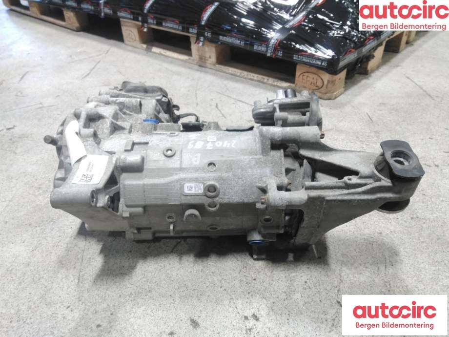 Motor elbil bak til BMW 2-Serie 2014-2021 (F22/F23) (F22/F23) (BMW|27 20 8615258||12 35 4A11D13)