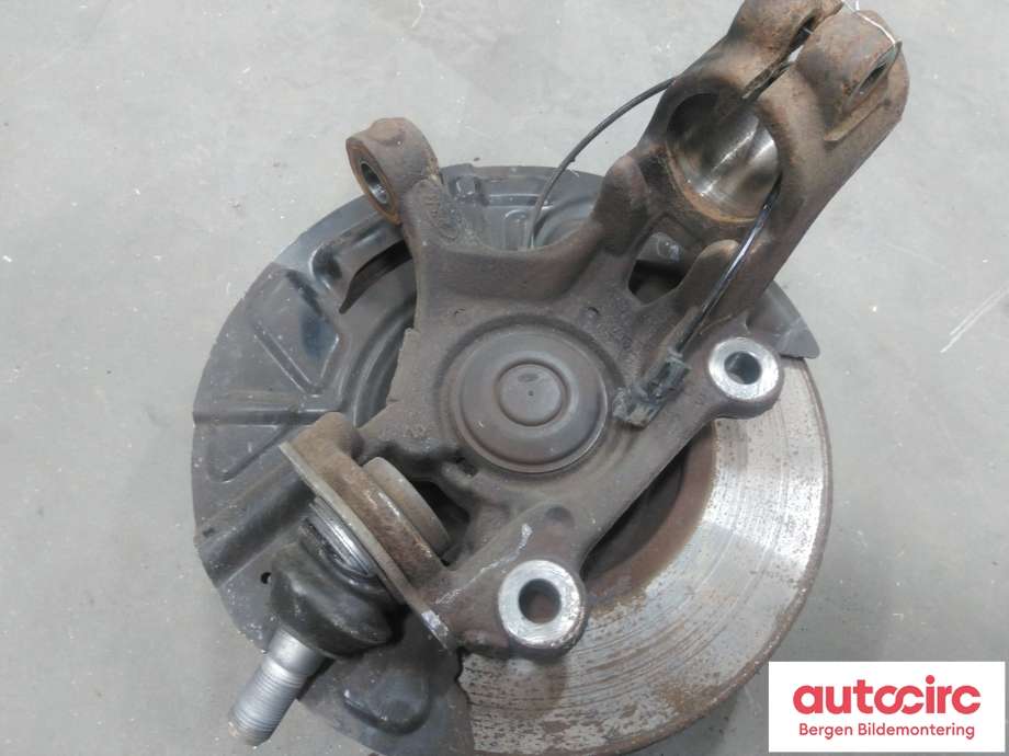 Hjulspindel venstre foran til Ford Transit Connect 2018-->> Type II, Fase 2  (FORD|2564144|KK31-3K186-AB|)