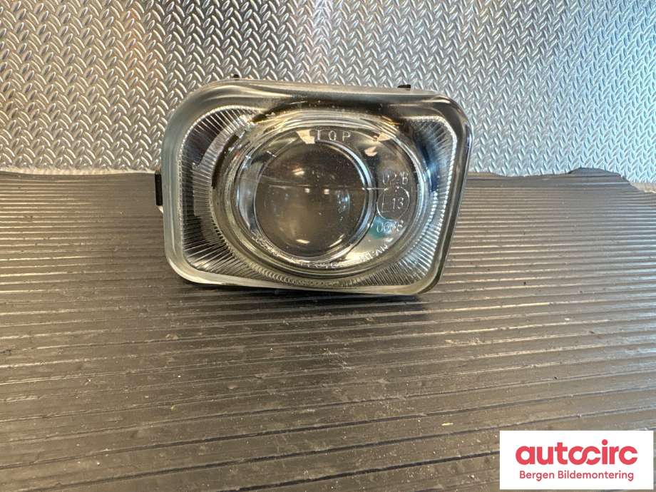 Tåkelykt høyre foran til Subaru Legacy 2003-2007 (Type IV, Fase 1) (SUBARU|84501FE240|)