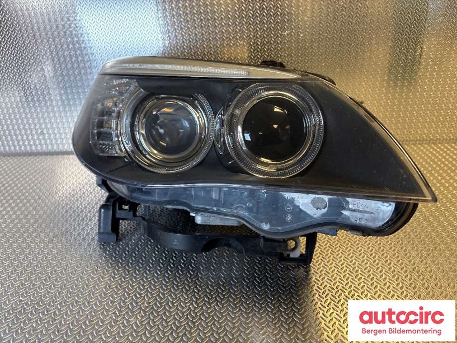 Frontlykt høyre halogen til BMW 5-Serie 2003-2010 (E60/E61) (E60/E61) (BMW|63 12 7 177 752|)