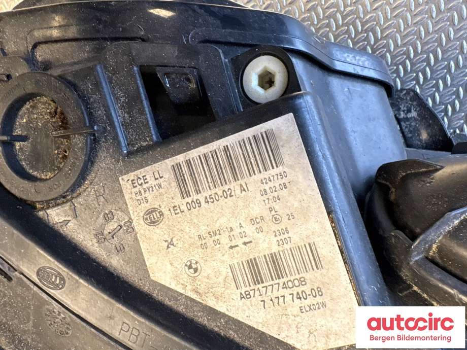 Frontlykt høyre halogen til BMW 5-Serie 2003-2010 (E60/E61) (E60/E61) (BMW|63 12 7 177 752|)