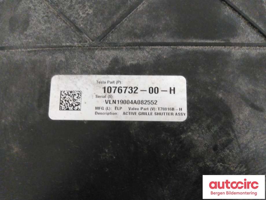 Diverse deler til Tesla Model 3 2018-2023 (Fase 1)  (TESLA|1076732-00-H|)