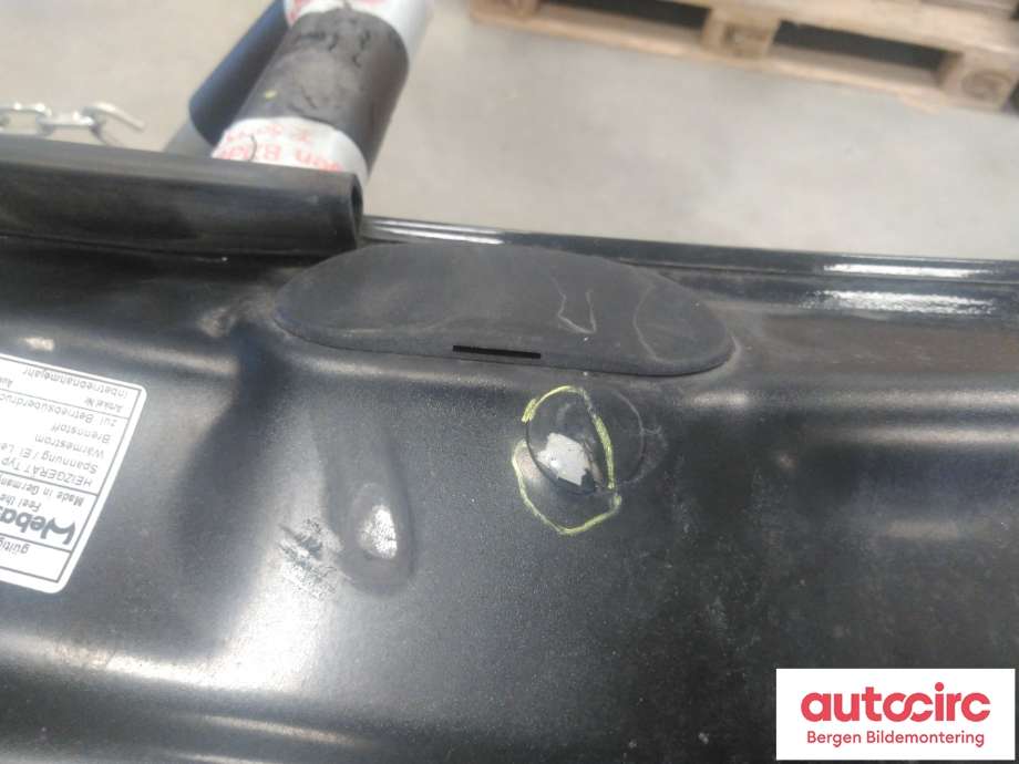 Panser til Audi A8 2003-2010 (Type II)  (AUDI|4E0 823 029 P|)