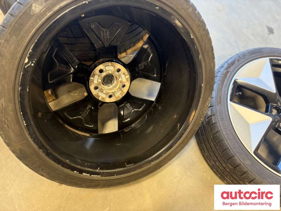 Felgsett aluminium til Polestar 2 2020-->>  (POLESTAR|32358374|32358373|)