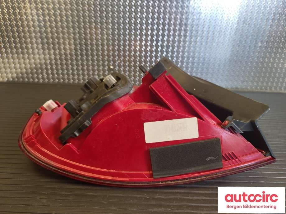 Baklykt høyre til Audi A4 2007-2014 (Type IV) (B8) (B8) (AUDI|8K5 945 096 D|)