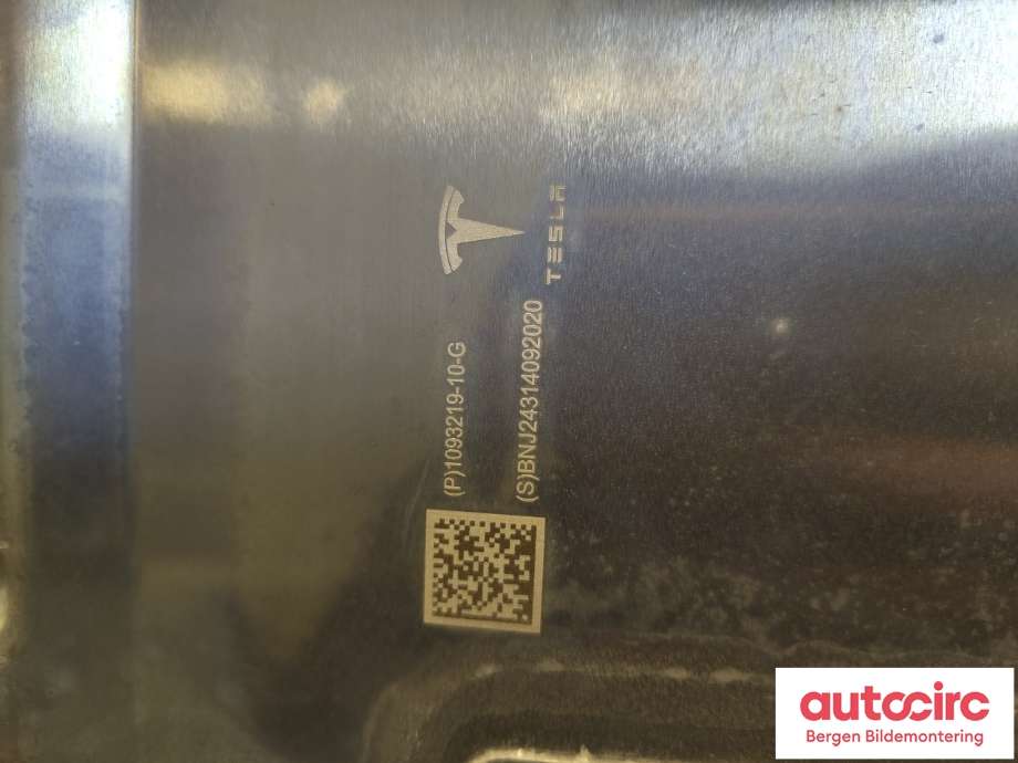 Batterilader (OBC - On Board Charger) til Tesla Model Y 2021-2024 (Type I) (TESLA|1135558-55-B|)