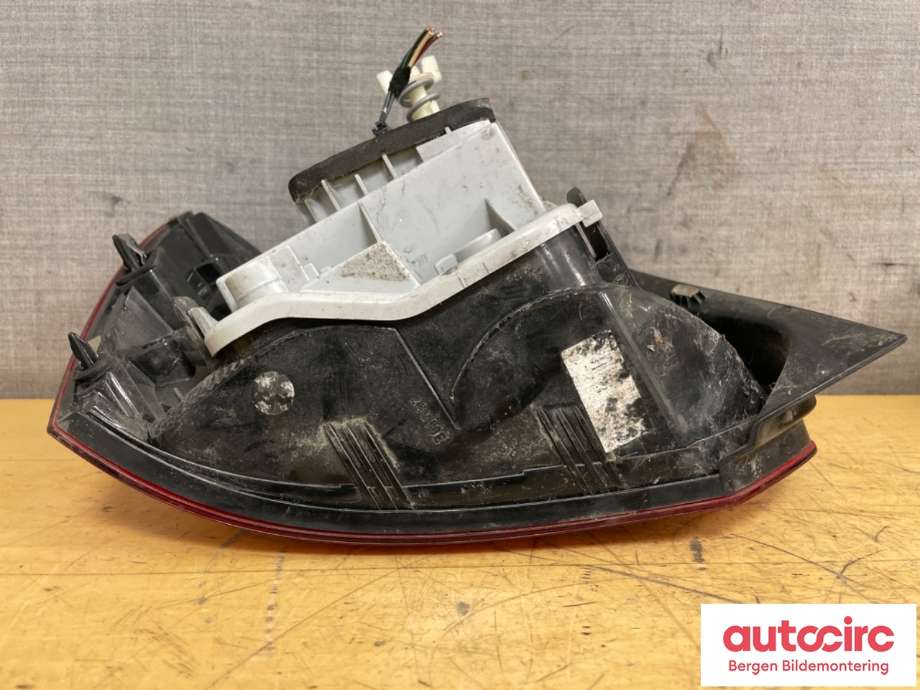 Baklykt høyre til VW Polo 2009-2014 (Type V, Fase 1)  (VOLKSWAGEN|6R0 945 258 A|)