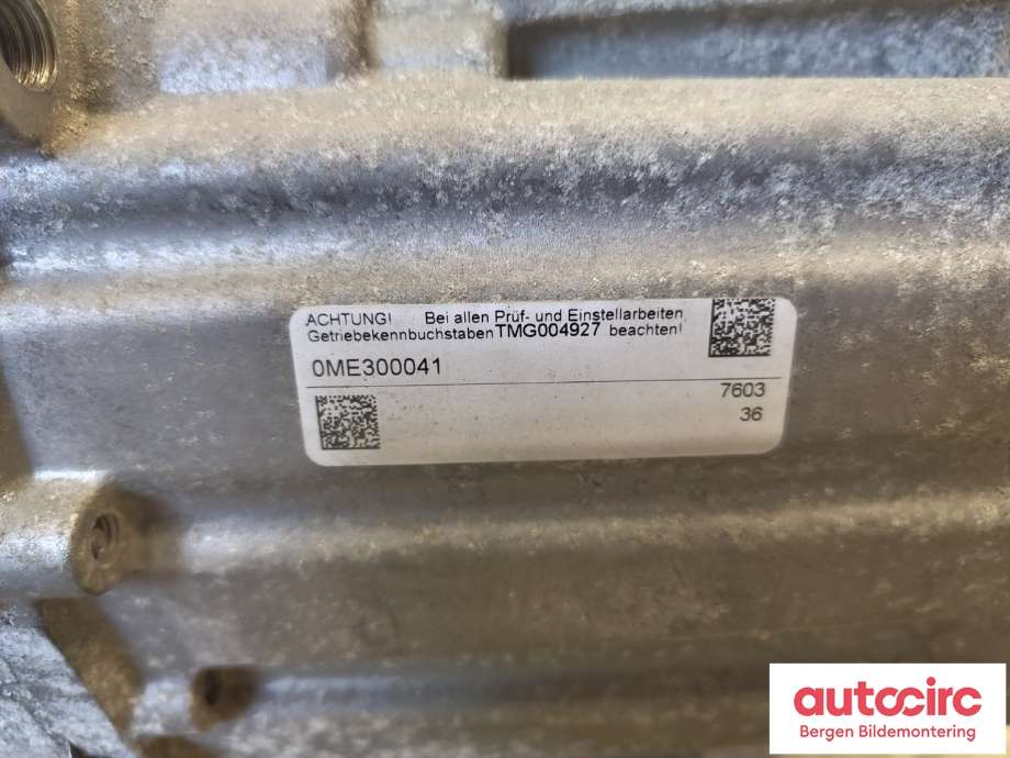 Kardang klokke bak til Porsche Taycan 2019-->> (PORSCHE|PAD300041|PAD300041C|)
