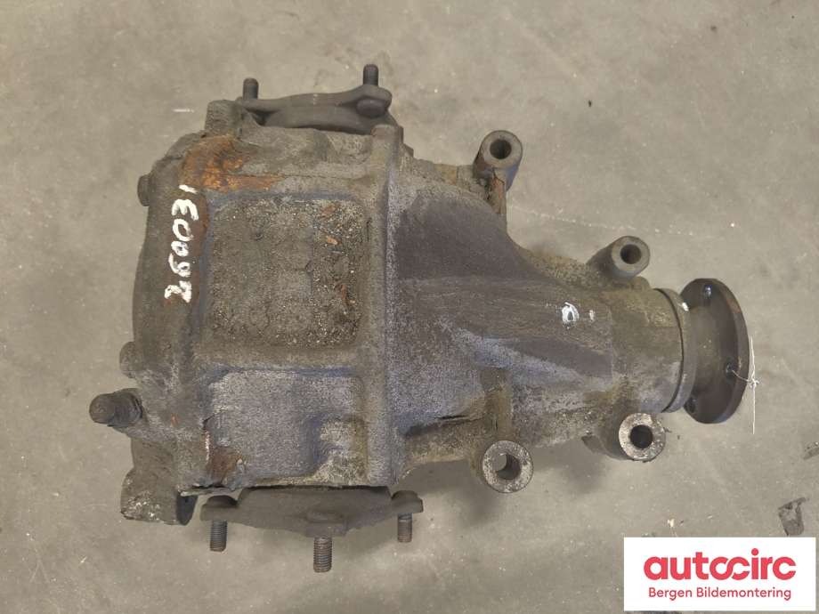 Kardang klokke bak til Toyota Hiace 2007-2012 (Fase 3) (TOYOTA|4111026590|)