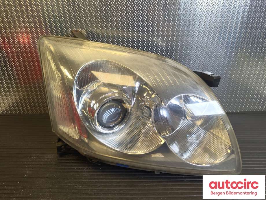 Frontlykt høyre halogen til Toyota Avensis, 2003-2008 (Type II) (TOYOTA|8113005190)