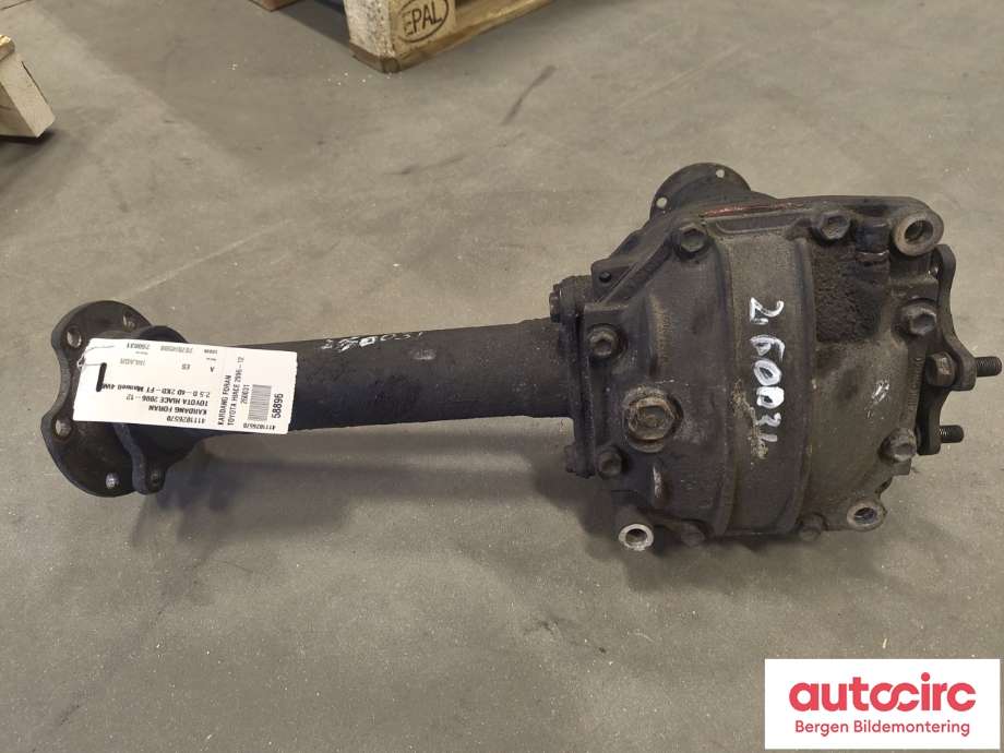 Kardang til Toyota Hiace 2007-2012 (Fase 3)  (TOYOTA|4111026570|)