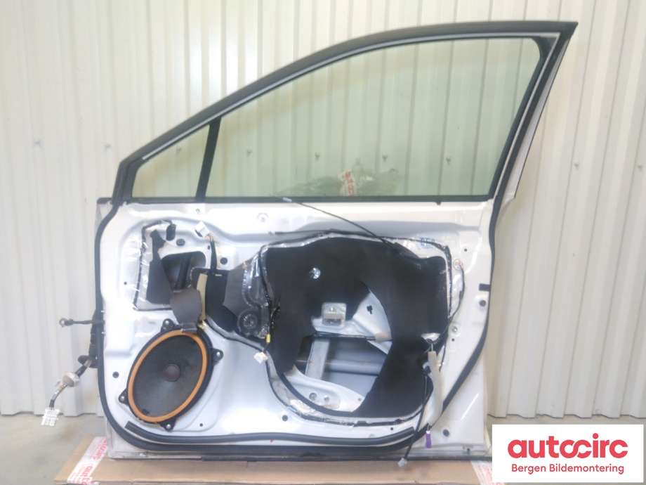 Dør høyre foran til Subaru Outback 2015-2020 (Type V) (SUBARU|60009AL0209P|)