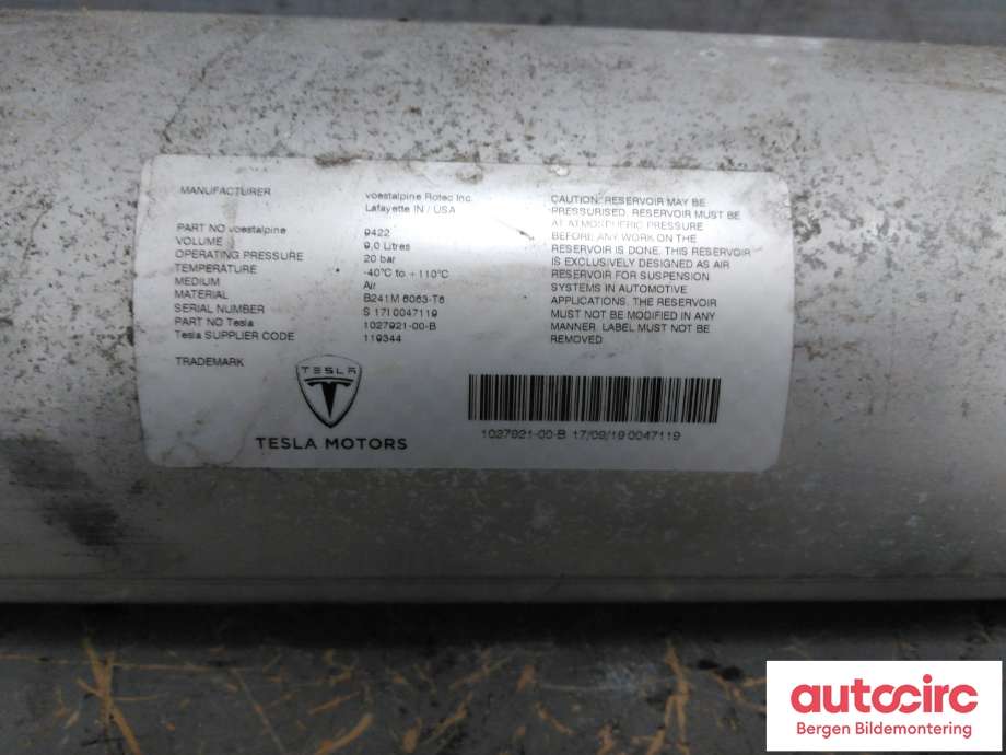 Diverse deler til Tesla Model X 2016-->>  (TESLA|1027921-00-B|)