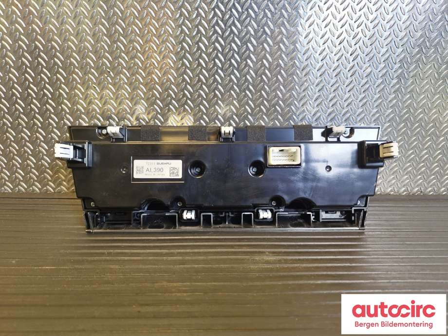Varmeapparat betjening til Subaru Outback 2015-2020 (Type V) (SUBARU|72311AL390|)