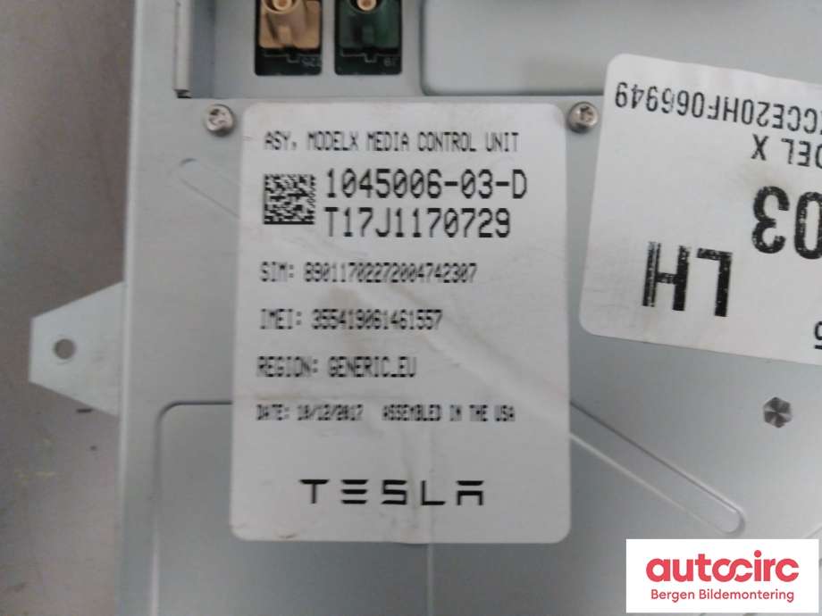 Instrument kjørecomputer til Tesla Model X 2016-->>  (TESLA|1045006-03-D|)