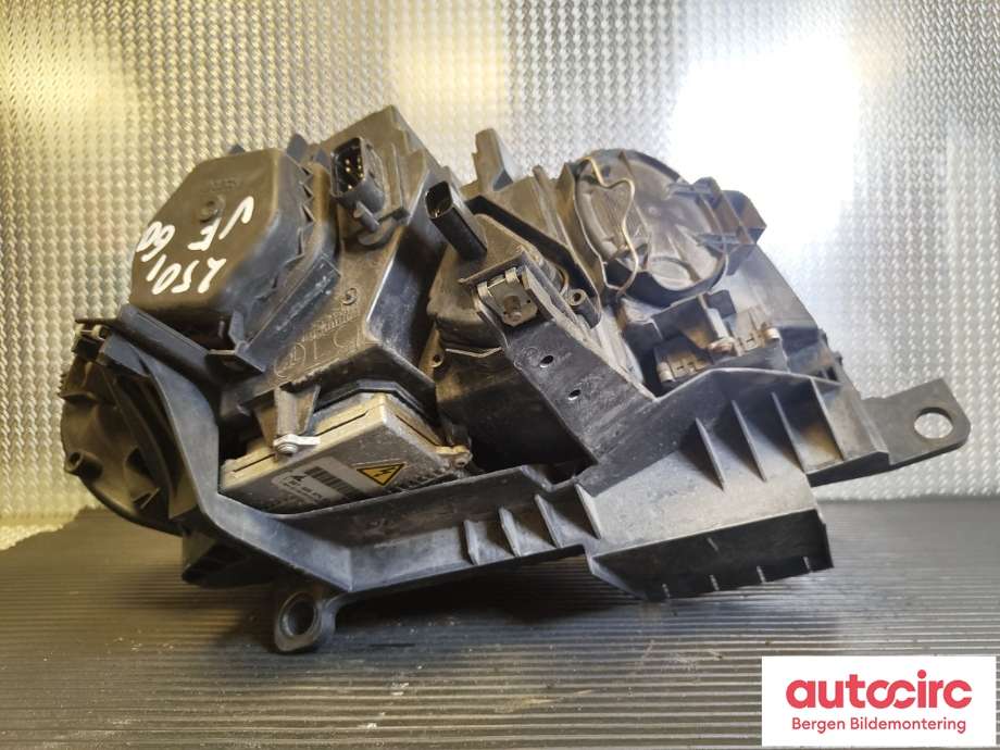 Frontlykt venstre xenon til BMW X3 2003-2006 (Fase 1) (E83) (E83) (BMW|63 12 3 418 387|)