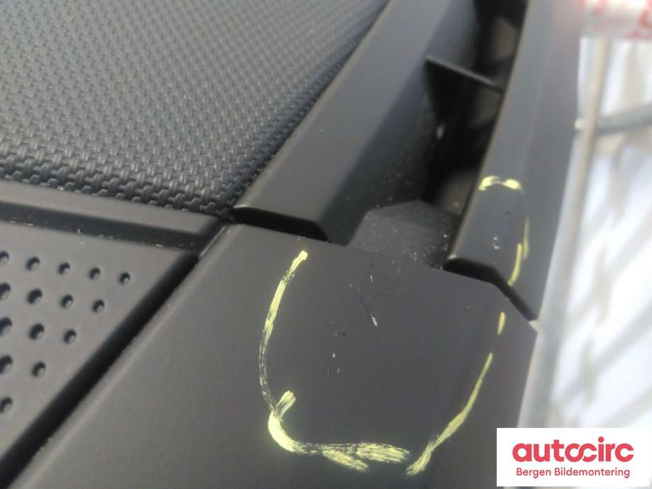 Dashbord til Porsche Taycan 2019-->>  (PORSCHE|9J1 857 003 AF|9J1 857 003 BM|)