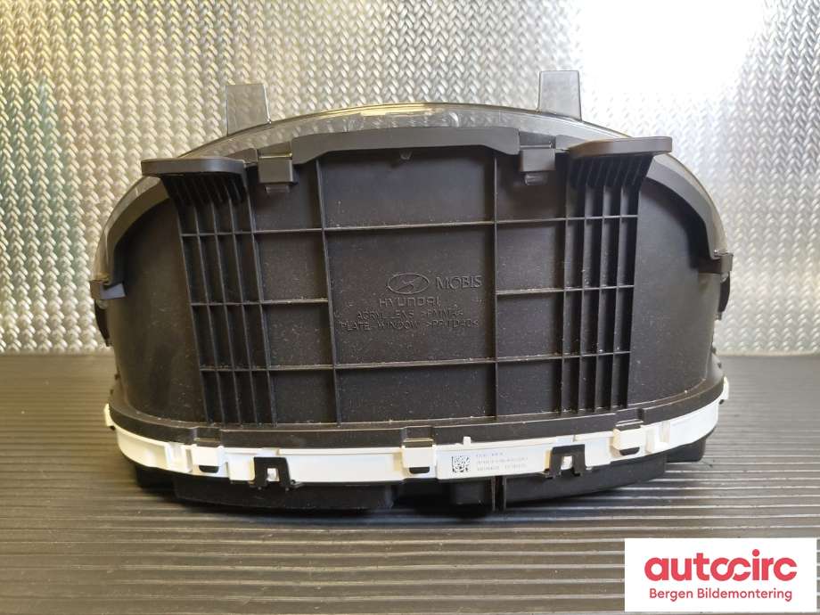 Instrumentpanel til Hyundai Kona 2017-2021 (Type I, Fase 1)  (HYUNDAI|94003-K4020|)