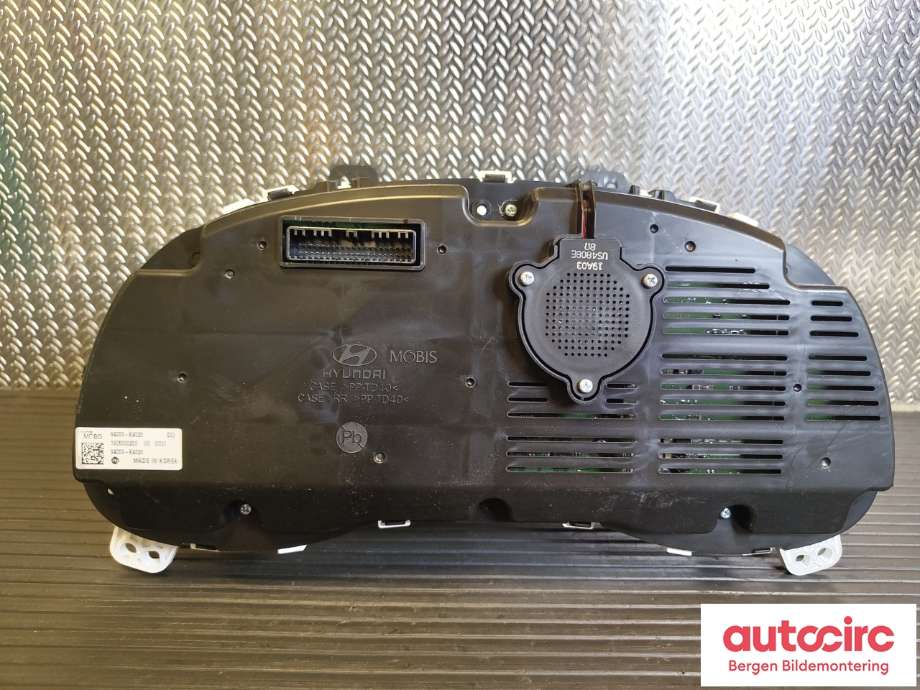 Instrumentpanel til Hyundai Kona 2017-2021 (Type I, Fase 1)  (HYUNDAI|94003-K4020|)