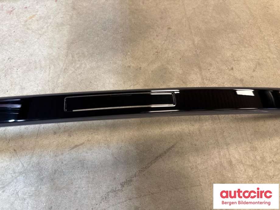 Lister til Porsche Taycan 2019-->>  (PORSCHE|9J1 854 526|)