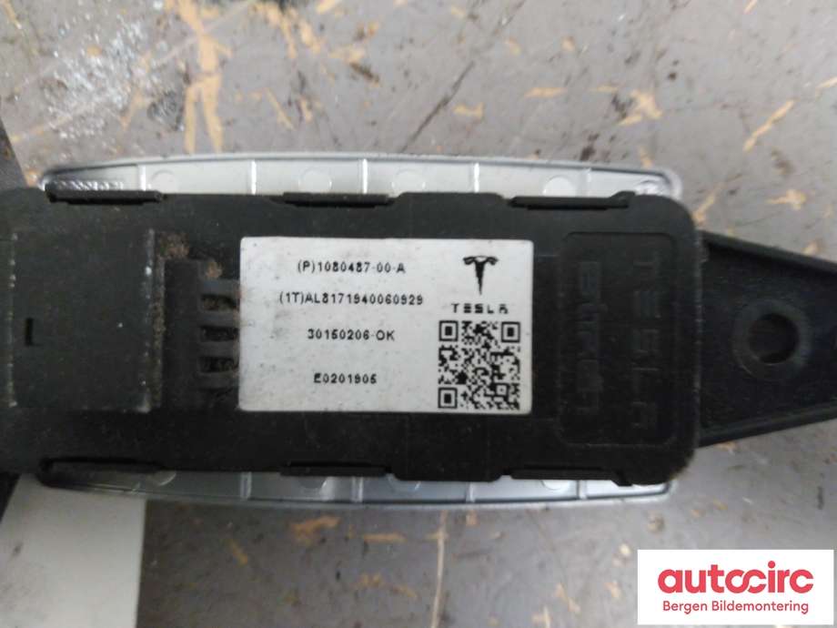 Diverse deler til Tesla Model X 2016-->> (TESLA|1080487-00-A|)