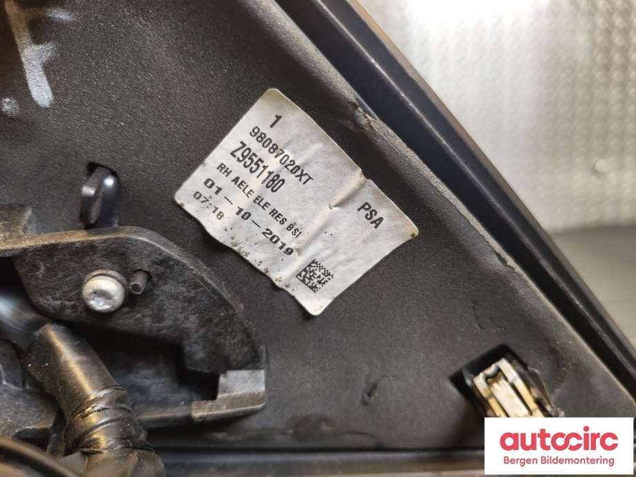 Speil høyre til Peugeot Expert 2016-->> (Type III)  (PEUGEOT|98 087 020 XT|)