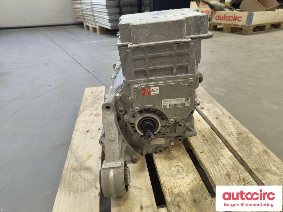 Motor elbil foran til Porsche Taycan 2019-->>  (PORSCHE|9J1 901 131 C|9J1 901 131 E|)