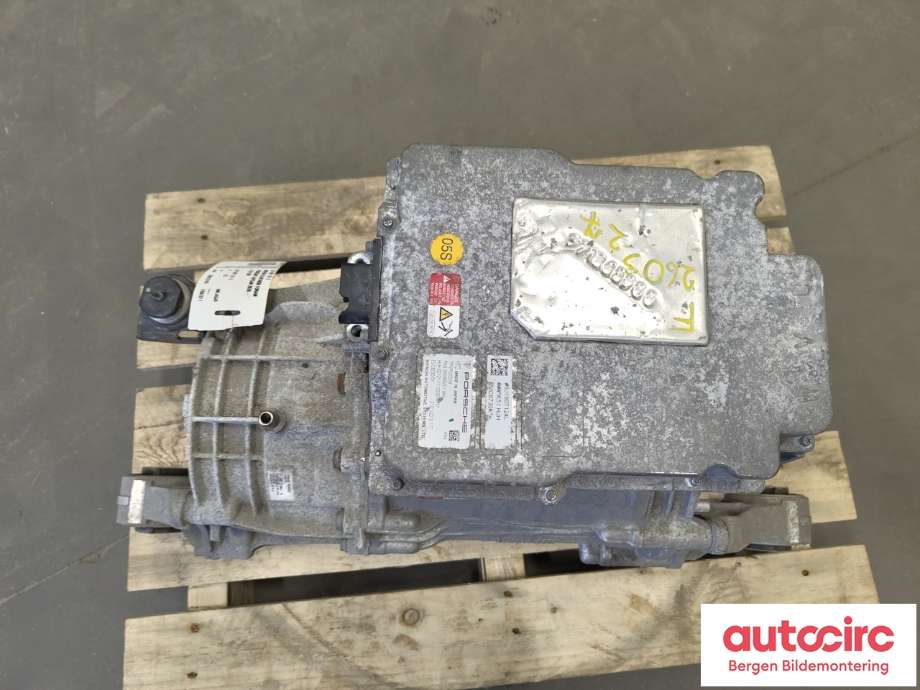 Motor elbil foran til Porsche Taycan 2019-->>  (PORSCHE|9J1 901 131 C|9J1 901 131 E|)