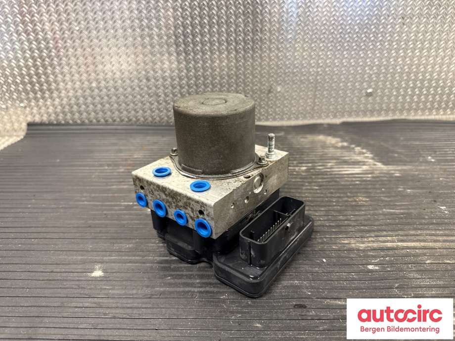ABS sentral til Tesla Model Y 2021-2024 (Type I) (TESLA|1044746-00-A|)