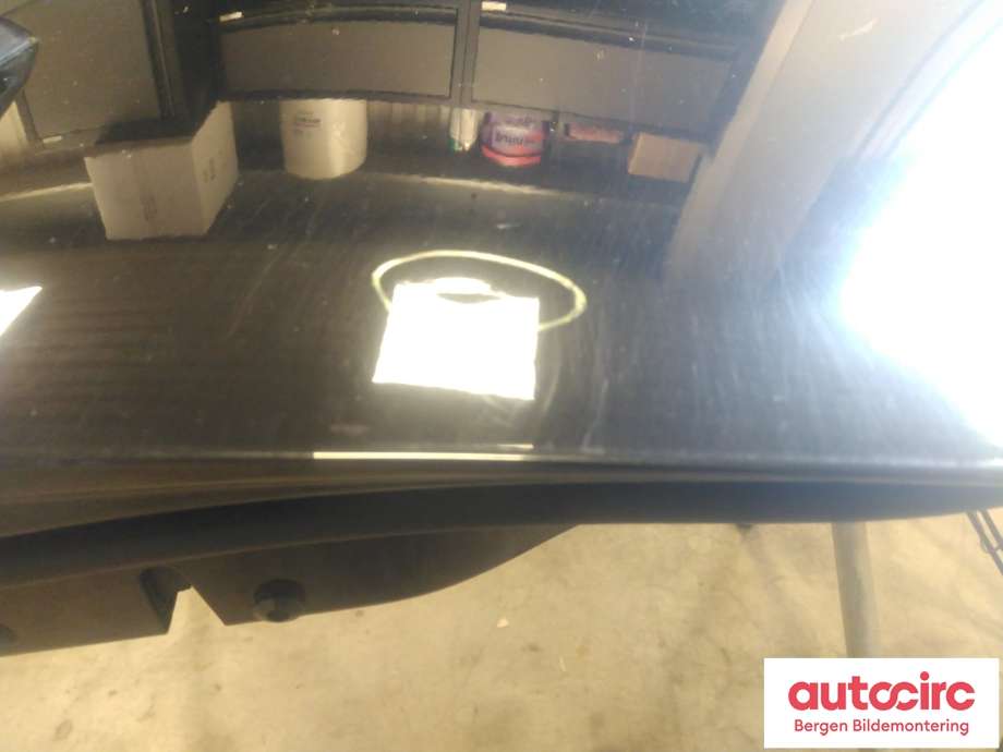 Dør høyre foran til Audi A4 2007-2014 (Type IV) (B8) (B8) (AUDI|8K0 831 052 J|)