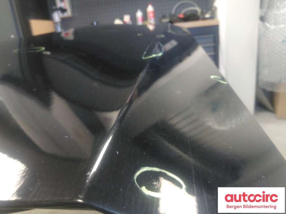 Dør høyre foran til Audi A4 2007-2014 (Type IV) (B8) (B8) (AUDI|8K0 831 052 J|)