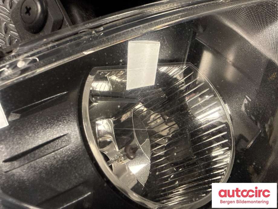 Tåkelykt høyre foran til Hyundai i30 2007-2012 (Type I) (HYUNDAI|92202 2R500|)